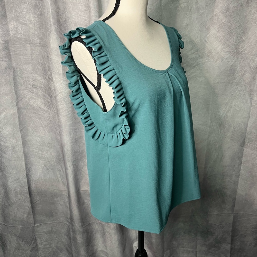 Molly Bracken Teal Ruffle Sleeve Keyhole Back Blouse - MED - Picture 3 of 14